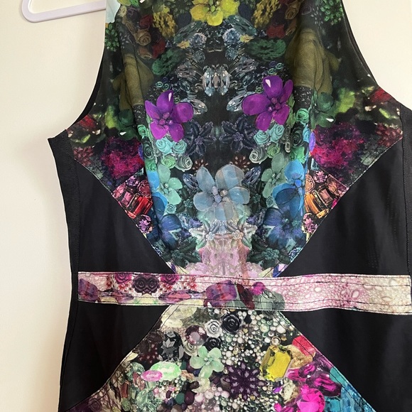 Nicole Miller Sheath Style Floral Print Sleeveless Shear Back Size 0 Dress - Picture 2 of 3